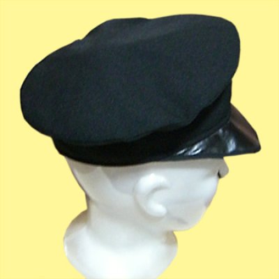 学生帽や軍帽等のコスプレに使える帽子の型紙です