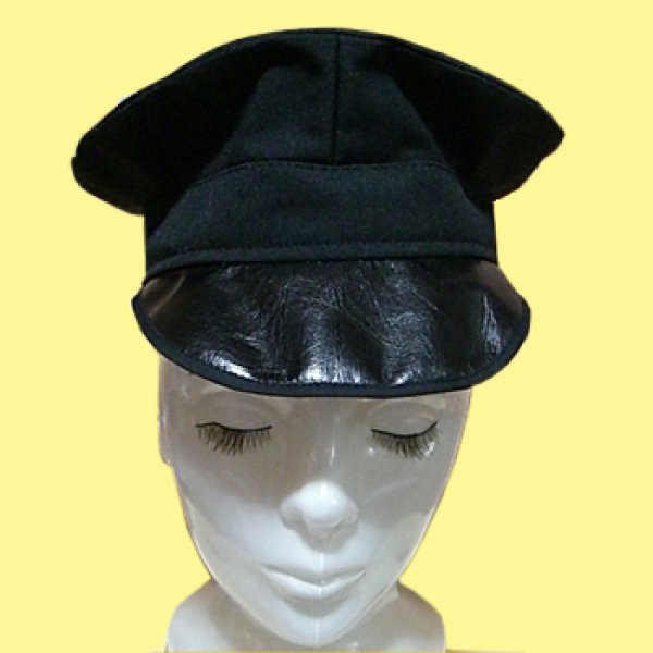 学生帽や軍帽等のコスプレに使える帽子の型紙です
